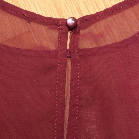 2 for $12:  H&M Sleeveless Maroon Tank in Women’s XS or S - Picture 5 of 8
